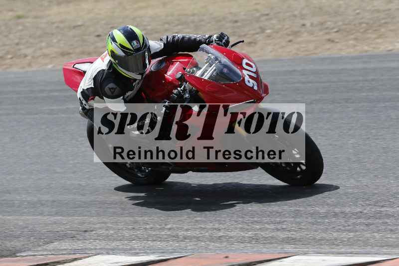 /21 17.06.2026  Ducati Schweiz Track Warmup ADR/Gruppe blau/910